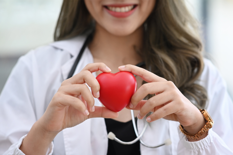 Comparison of Gastric Bypass Surgery and Sleeve Gastrectomy for Weight Loss